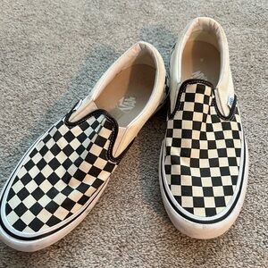 Checkered men’s vans